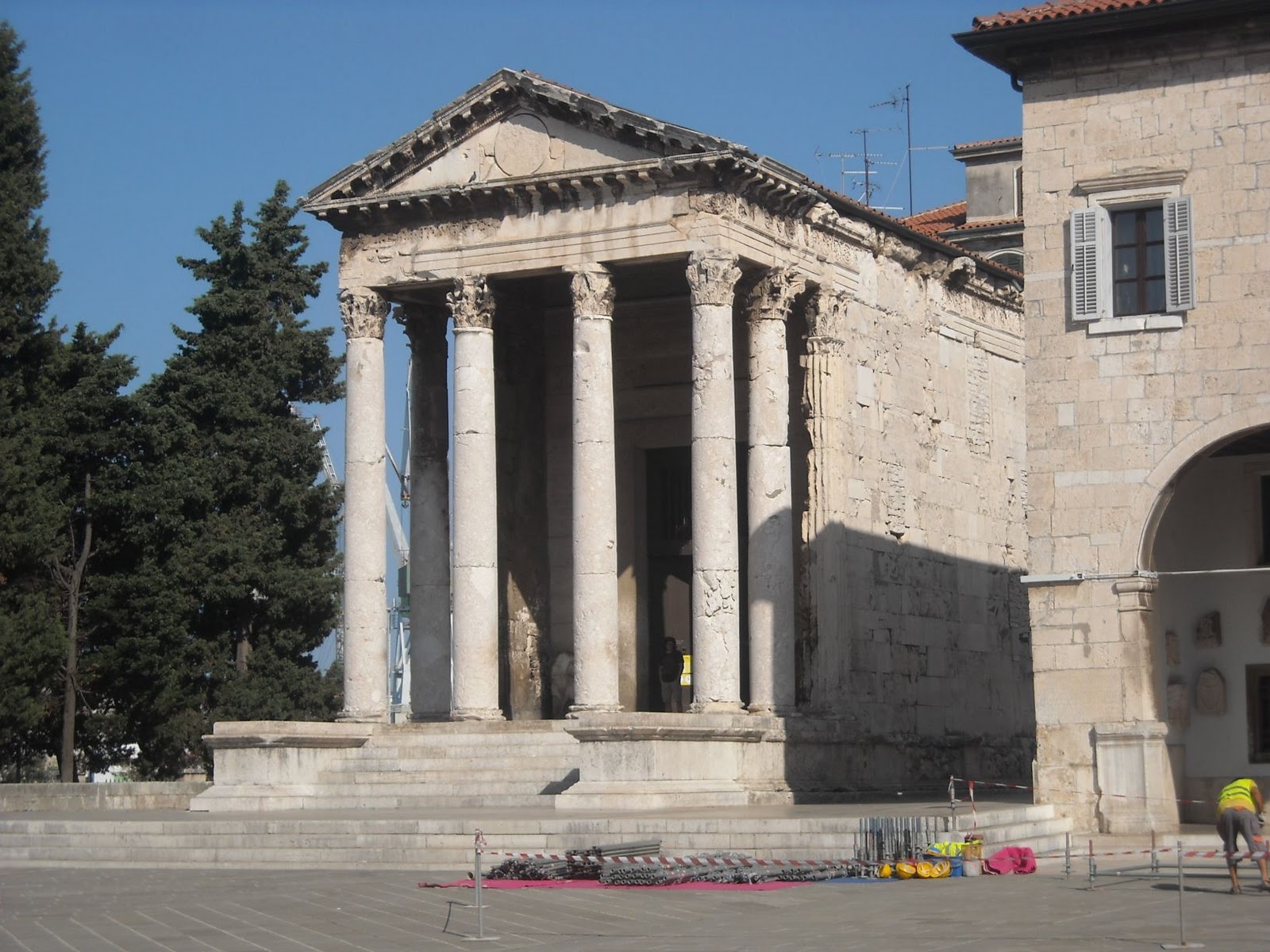 Pola, è partito il restauro del Tempio di Augusto / Croazia / aree