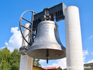 La campana Maria Dolens a Rovereto, foto di Fiore Silvestro Barbato - Flickr.com.jpg