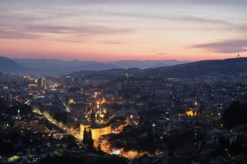 Sarajevo di notte, foto di Gabriel Hess - Flickr.com