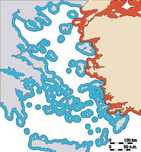 Frontiera marittima della Grecia (blu) e della Turchia (rossa) se fissata a 6 miglia marine (Perfect at Sunrise, Wikimedia — CC BY-SA 3.0)