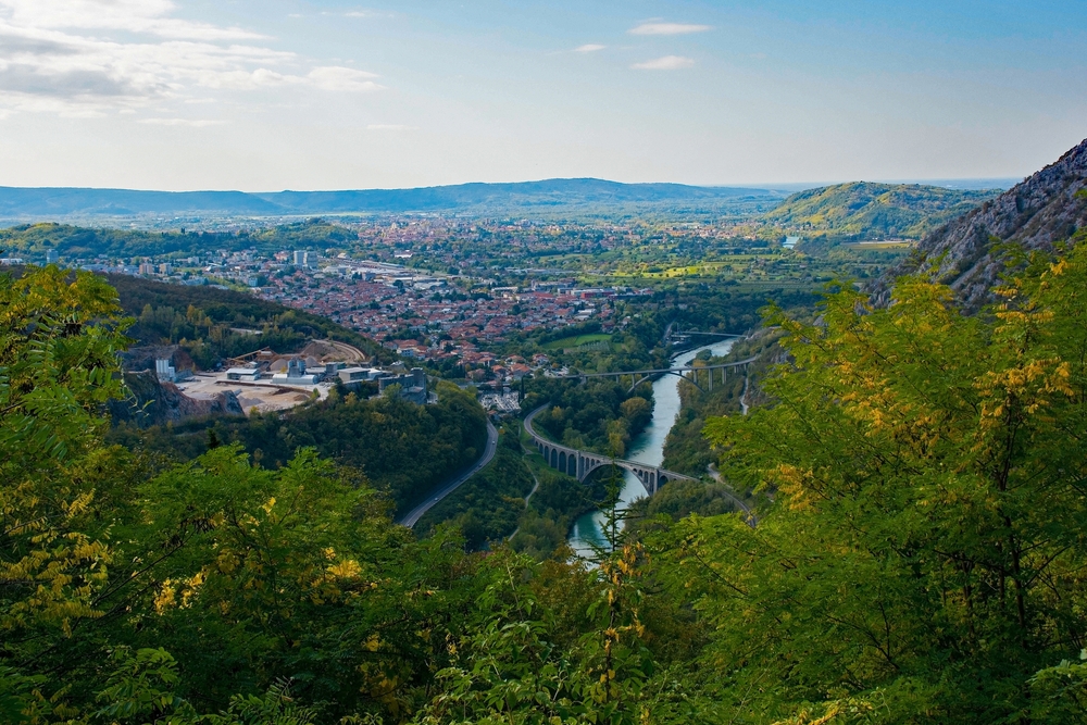 A view of the Soča and Nova Gorica - © Dragoncello/Shutterstock