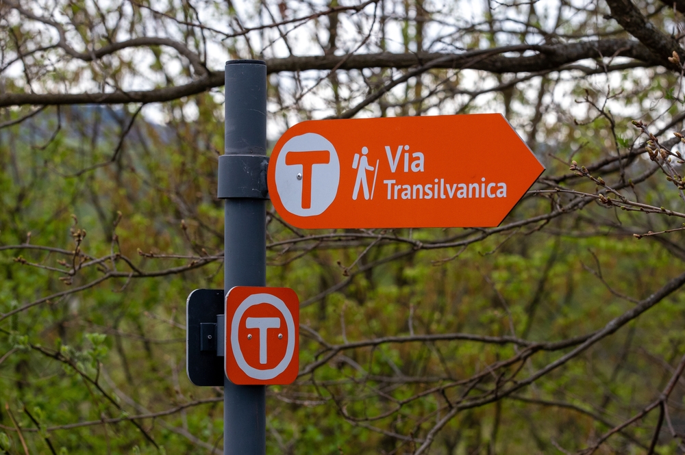 indicazione della via Transilvanica © © Sebastian_Photography/Shutterstock