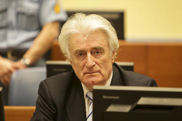 Radovan Karadžić, alla lettura della sentenza - ICTY - Flickr.com.jpg