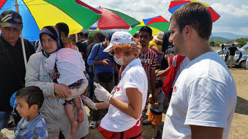 Migranti, Red Cross International Macedonia.jpg