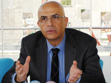 Turchia, deputato Enis Berberoglu, dal web.jpg Turchia, deputato Enis Berberoglu, dal web.jpg