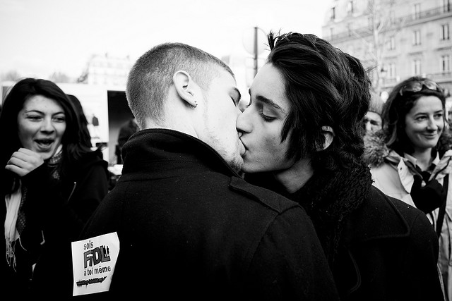 Homosexual Kiss Homosexual Kiss