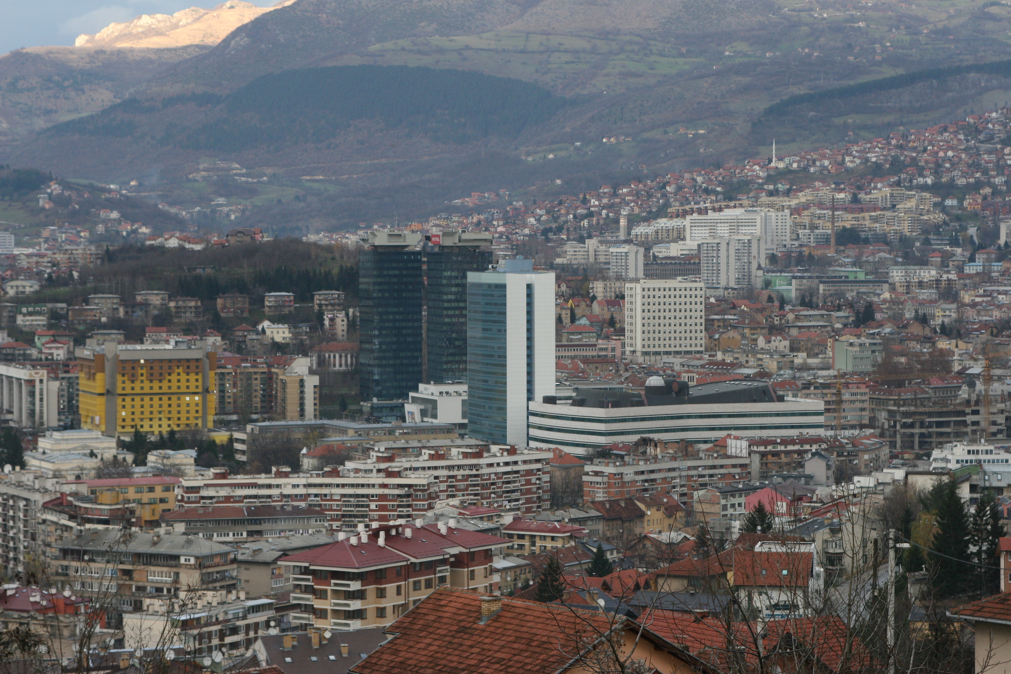Sarajevo, la torre del Parlamento (Foto A. Rossini)