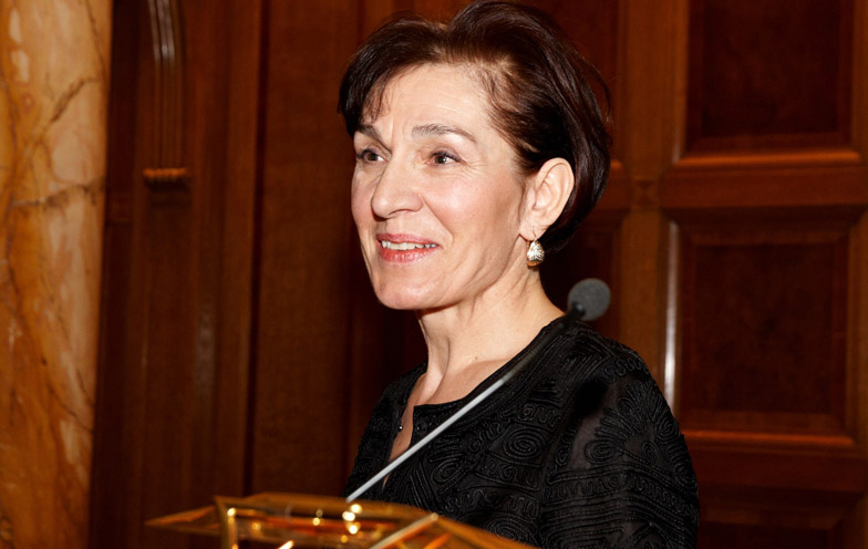 Azra Nuhefendić Azra Nuhefendić