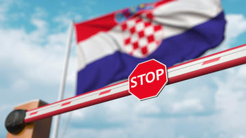 Frontiera Croazia, foto Novikov Aleksey Shutterstock.jpg Frontiera Croazia, foto Novikov Aleksey Shutterstock.jpg
