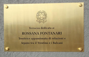 Terrazza dedicata a Rossana Fontanari - Ambasciata d'Italia, Pristina.jpg