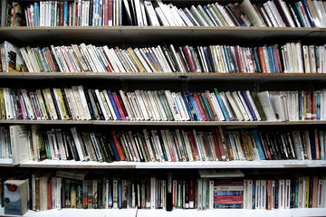 Libri - Nicola Romagna CC Flickr.jpg