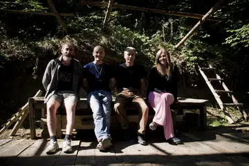 Boro e i suoi collaboratori, foto di Luca Marinari
