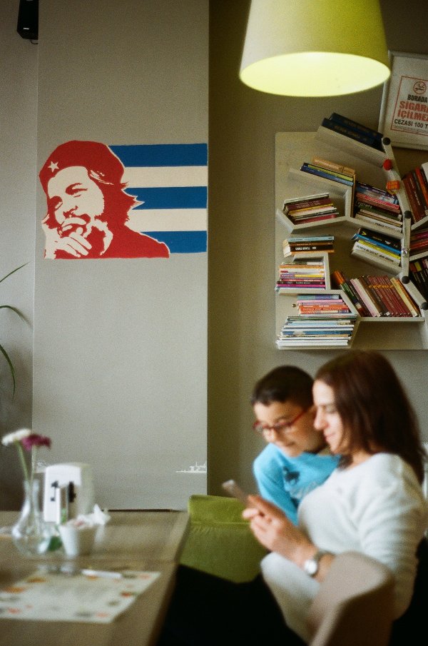 All'interno del Cafè Cuba di Ovacık - foto di Francesco Brusa