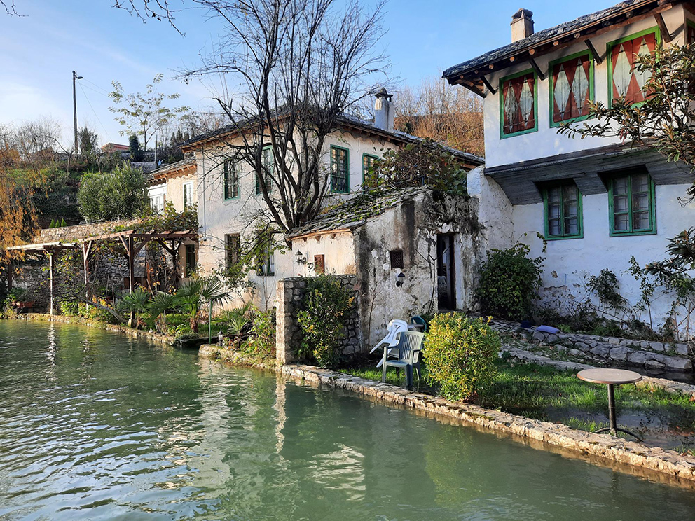 Blagaj Casa Velagić (foto G. Vale) Blagaj Casa Velagić (foto G. Vale)