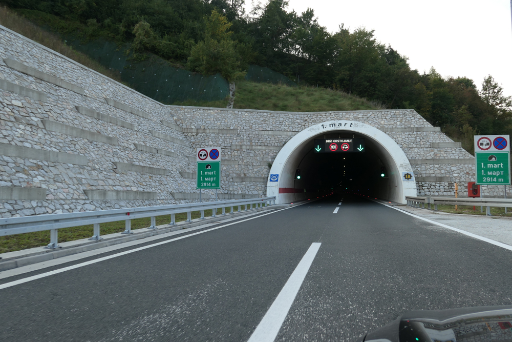 Bosnia-Erzegovina-la-lentezza-del-corridoio-5c