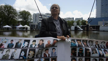 Le madri di Srebrenica all'Aja - foto di Giulia Magnani Le madri di Srebrenica all'Aja - foto di Giulia Magnani