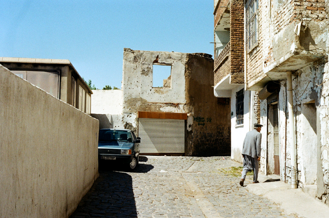 Distruzione in centro a Diyarbakır - foto di Francesco Brusa