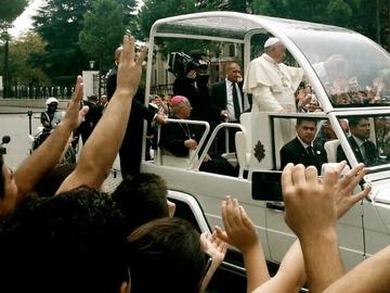 Il Papa in Albania - foto di Nicola Pedrazzi Il Papa in Albania - foto di Nicola Pedrazzi