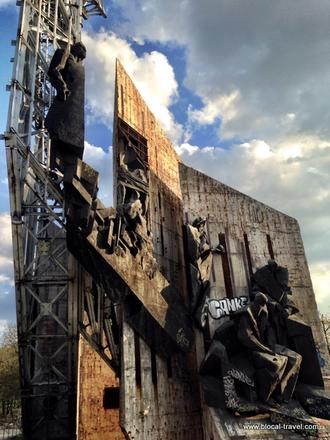 Il monumento a Sofia che celebra i primi 1300 anni del paese - Blocal