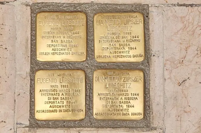 La pietra d'inciampo davanti alla ex via Mameli 5, Rijeka