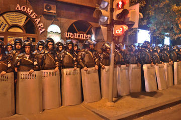 La recente manifestazione su Electric Yerevan (Foto Simone Zoppellaro)