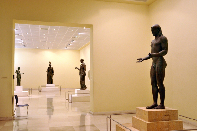 Le sale del museo archeologico del Pireo - foto F.Polacco Le sale del museo archeologico del Pireo - foto F.Polacco