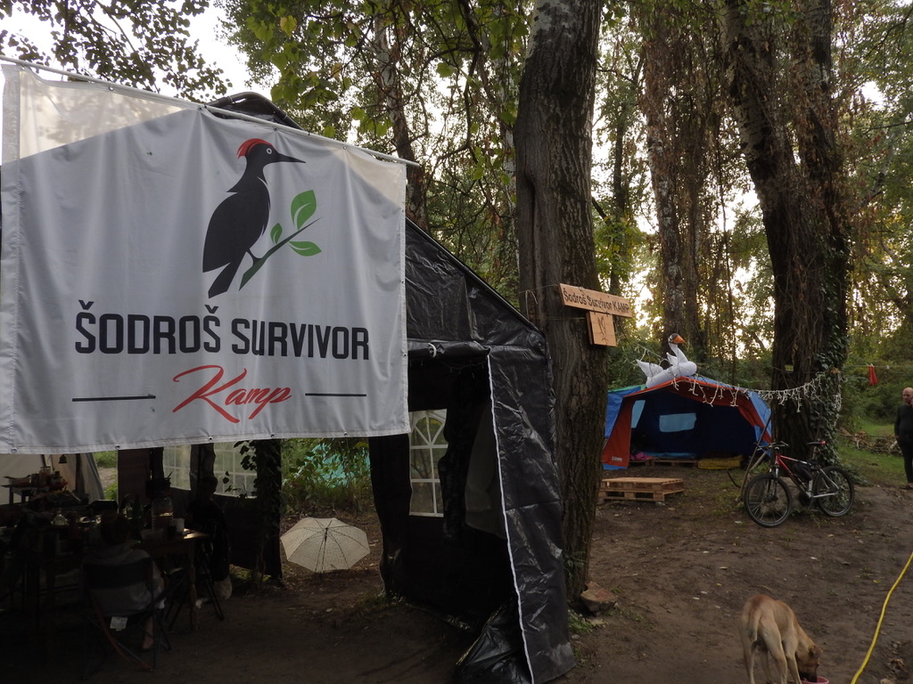 Novi-Sad-sull-acqua-cemento-e-proteste-lungo-il-Danubio-2