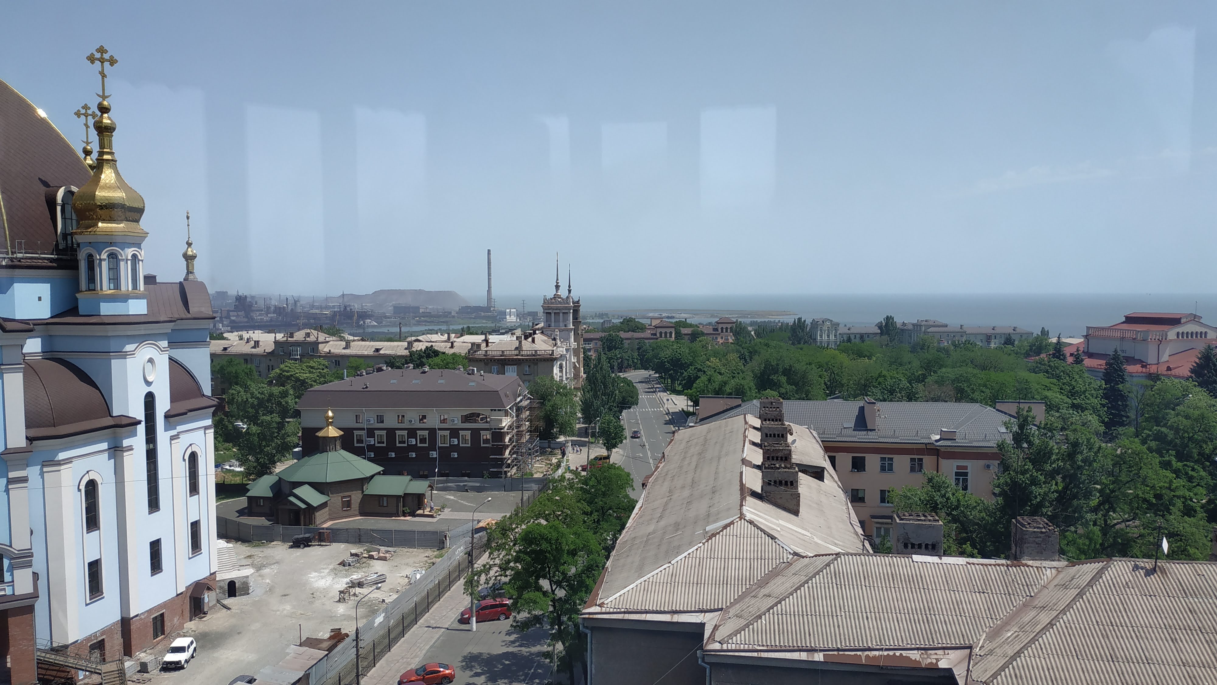 Panorama sulla zona industriale di Mariupol - foto di Claudia Bettiol Panorama sulla zona industriale di Mariupol - foto di Claudia Bettiol