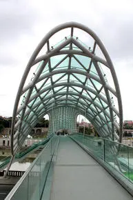 Ponte della pace, Tbilisi