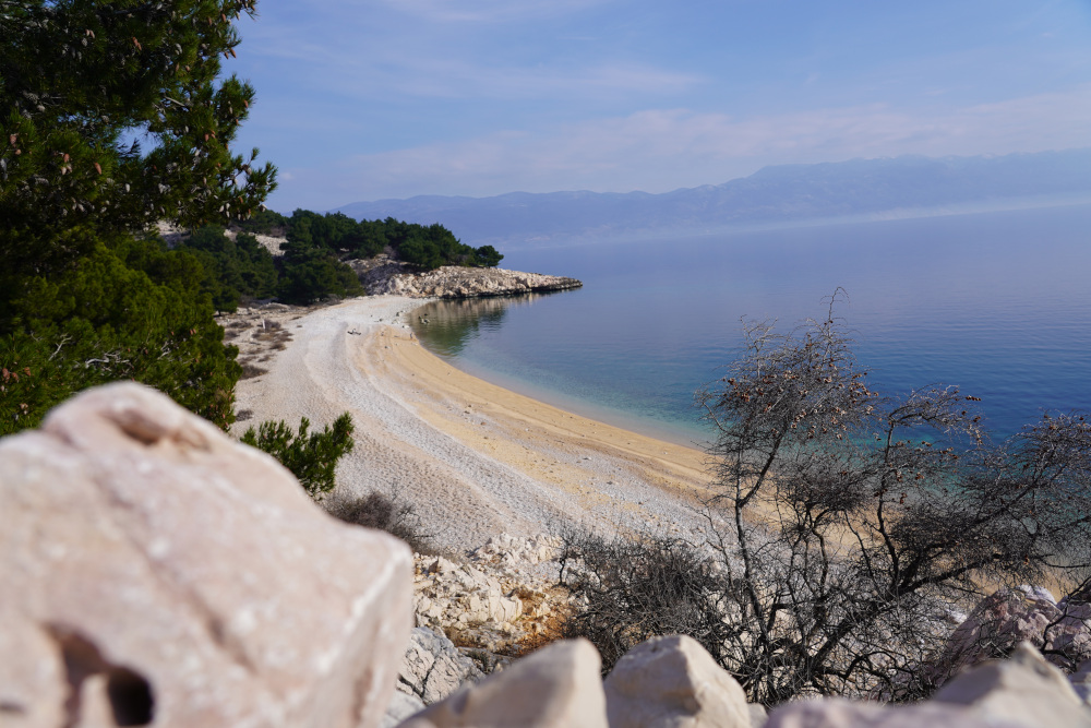 Spiaggia a Baška - foto di Davide Sighele