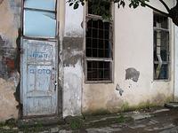 Sukhumi, il negozio di un fotografo abbandonato