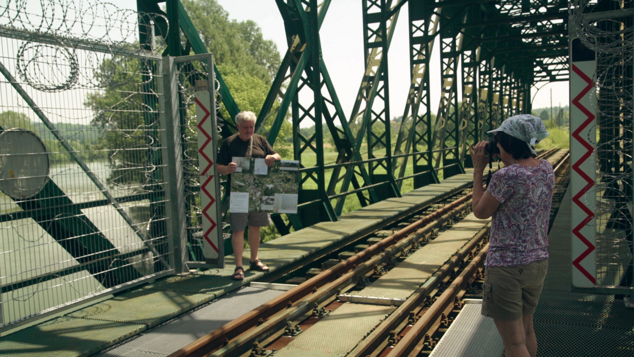 An image from «Žica», a documentary by Croatian director Tiha K. Gudac