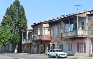 Una strada di Stepanakert (Foto Simone Zoppellaro)