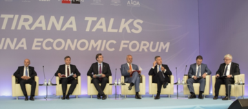 Vučić e Rama durante i Tirana talks Vučić e Rama durante i Tirana talks