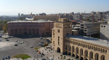 Yerevan, Piazza della Repubblica (Foto Ilenia Santin) Yerevan, Piazza della Repubblica (Foto Ilenia Santin)