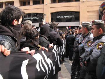 Yerevan, le proteste del 2 dicembre (Foto Epress.am)