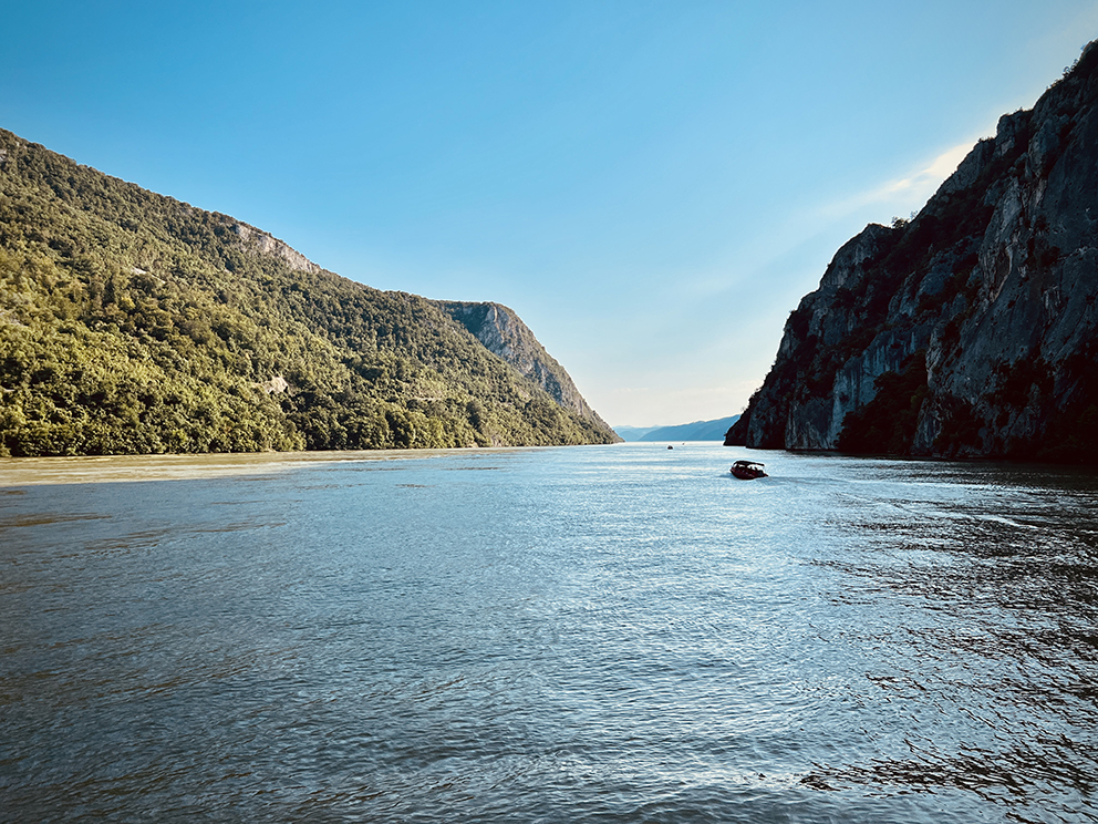 Crociera Sul Danubio Gola di Kazan -   foto Vincenzo Cammarata @fosforo