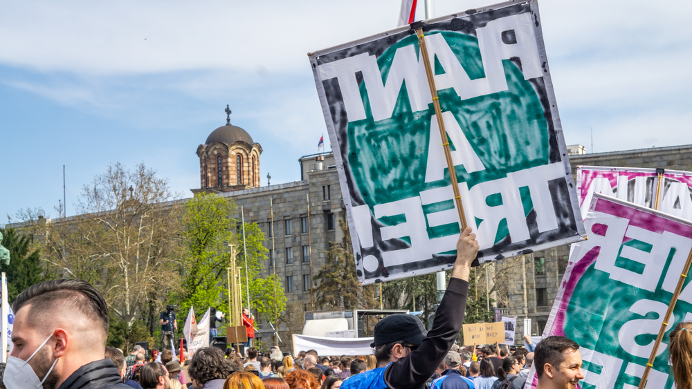 "Rivolta ecologica" Belgrado, Serbia, aprile 2021 © Stefan Milivojevic/Shutterstock