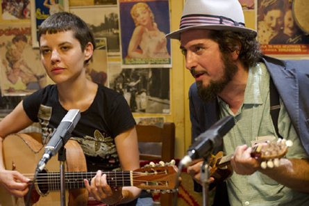 Un'immagine tratta dal film "Indebito"