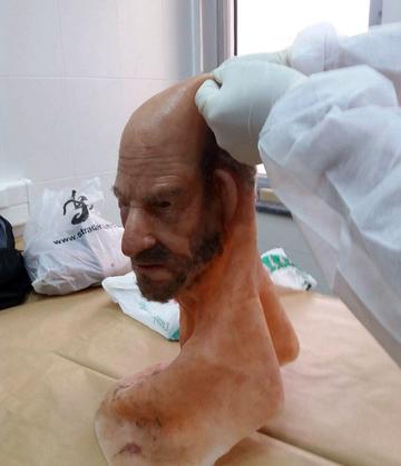 Maschera di silicone (foto Polizia del Montenegro)