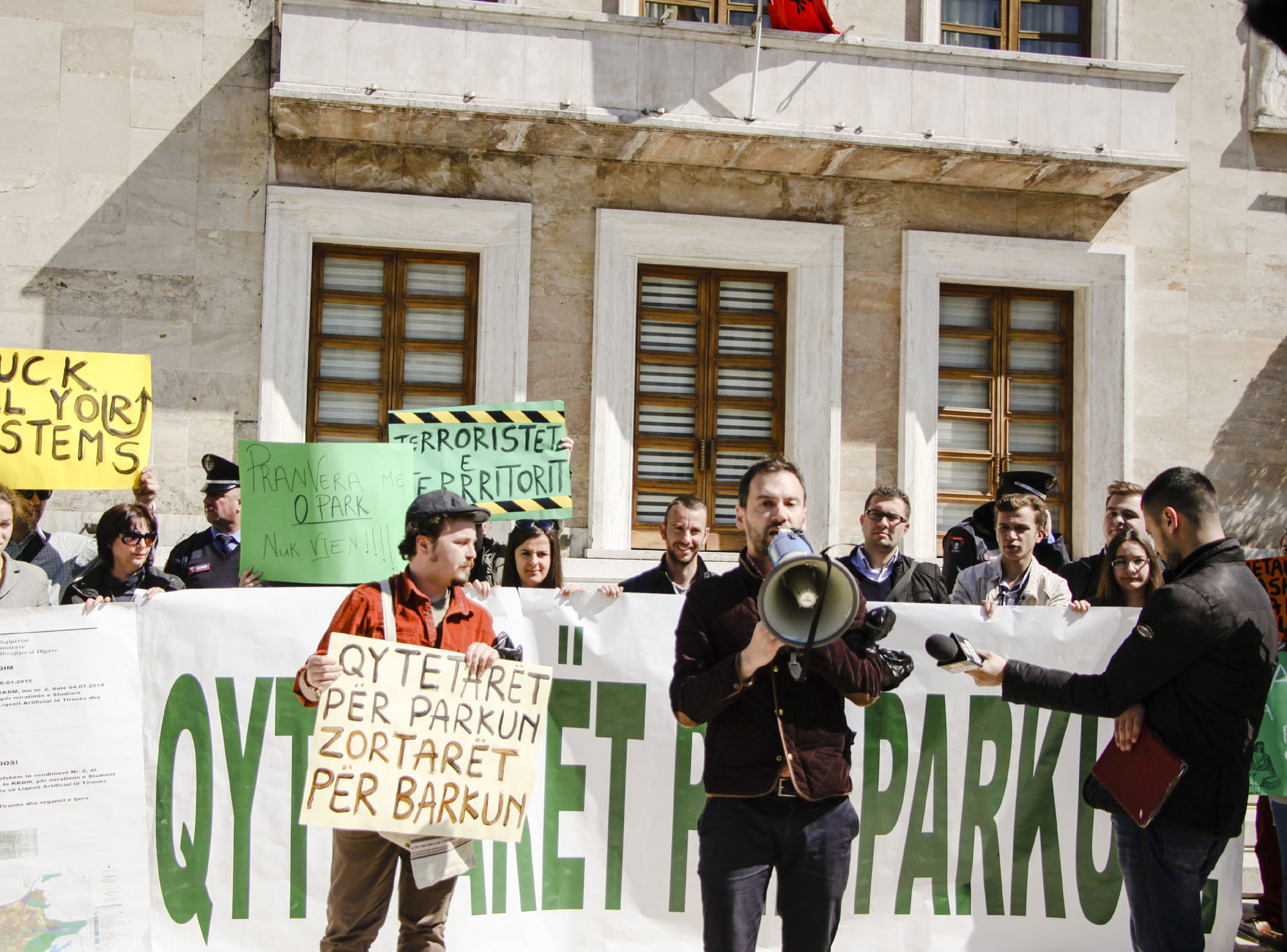 23.-ManifestazioneLOW