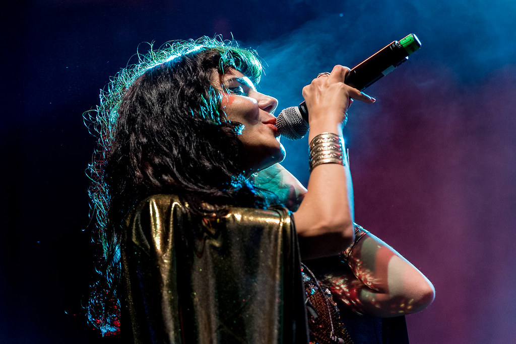 Gaye-Su-Akyol-la-musica-e-la-mia-arma