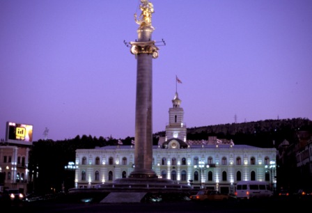 Georgia-Luca-Sermoneda-1