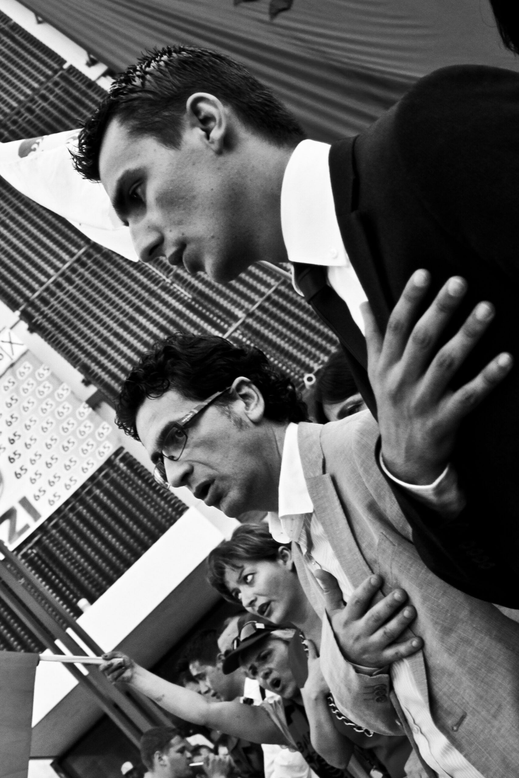 Giugno-2013-l-Albania-al-voto-22