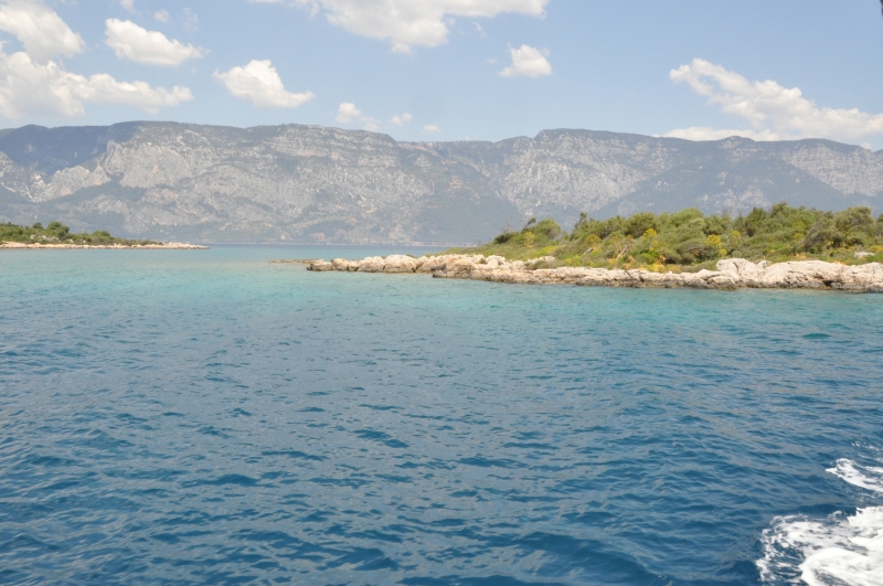Golfo-di-Goekova-in-navigazione-verso-l-Isola-dei-Cedri