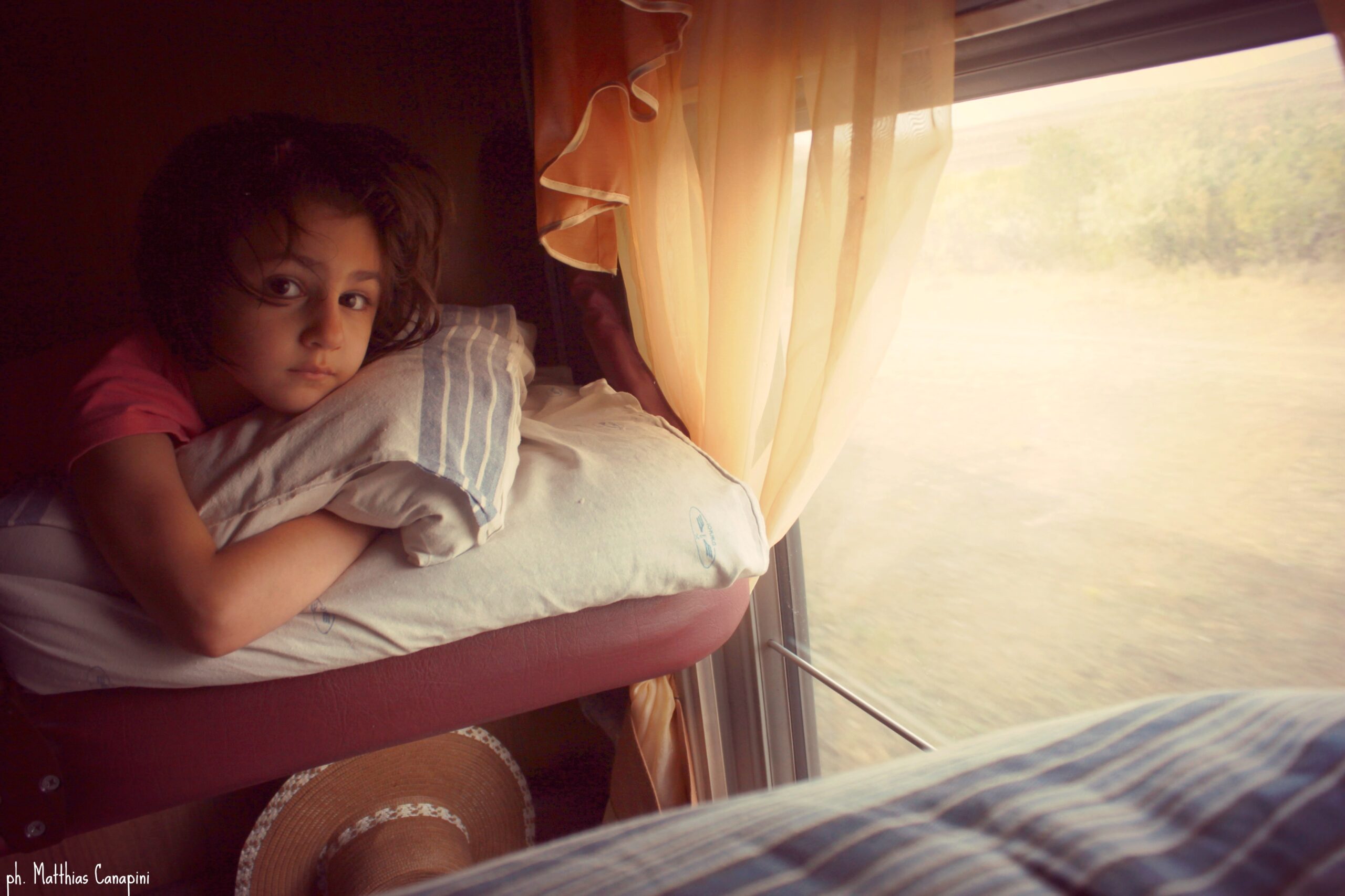 In-treno-in-Armenia-1