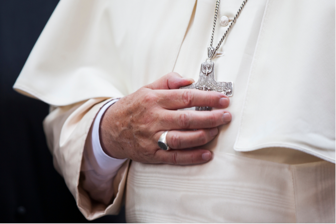 Papa-Francesco-in-Grecia-solidarieta-per-i-migranti