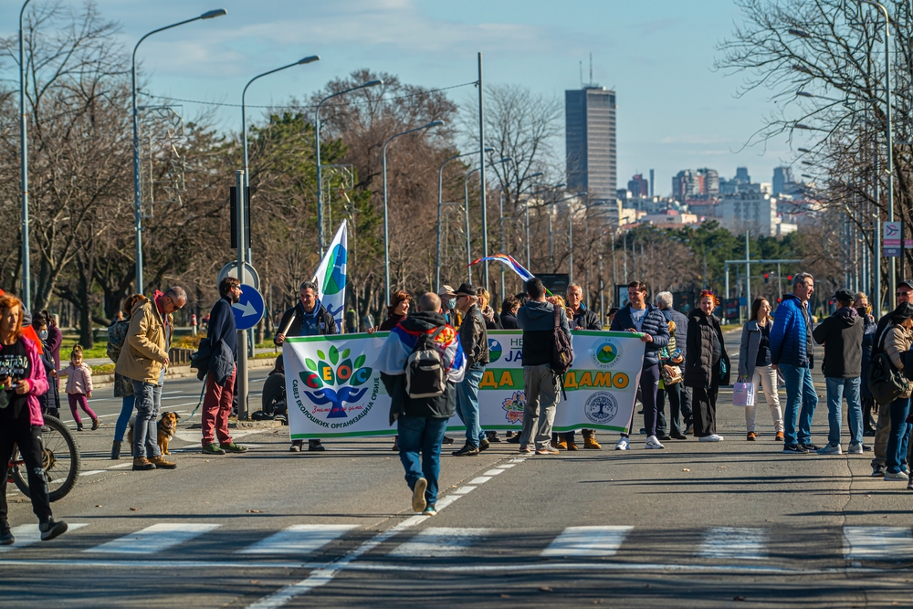 Serbia-proteste-contro-lo-sfruttamento-di-litio