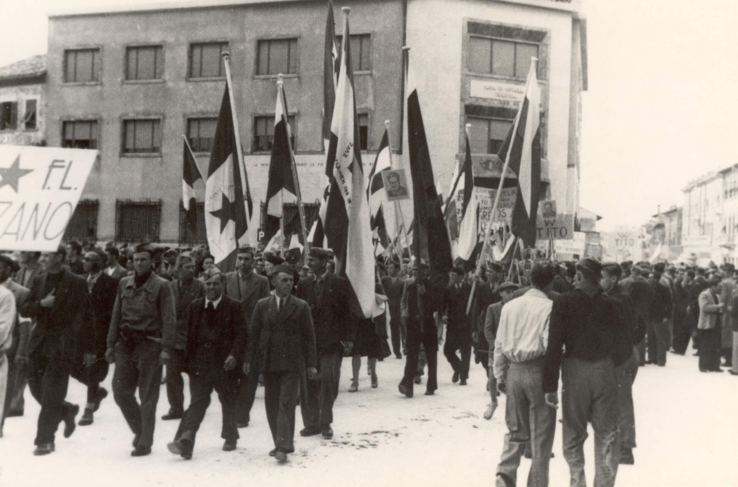 Verso-Est-Emigranti-italiani-in-Jugoslavia