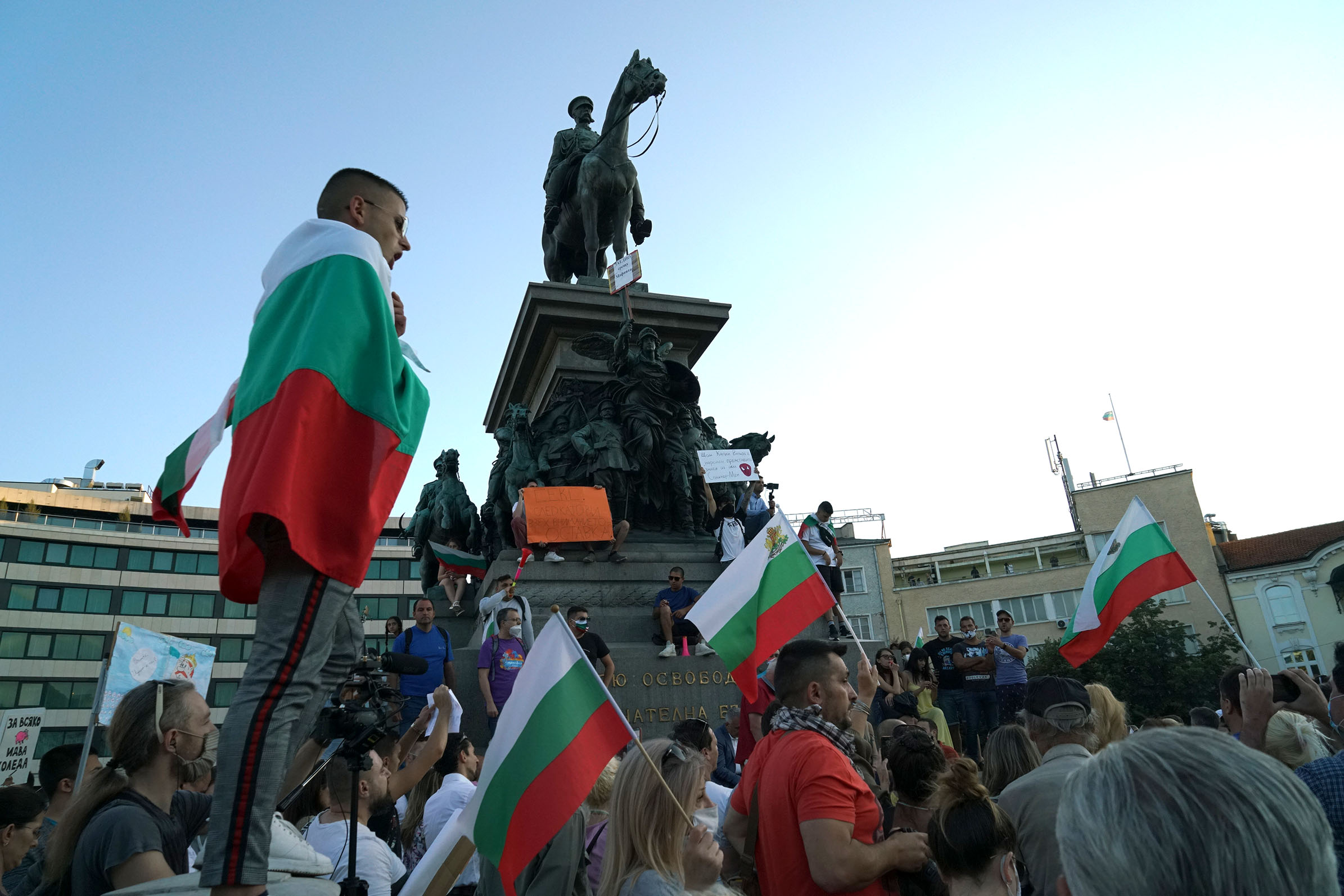 Picture-protests-Sofia-1